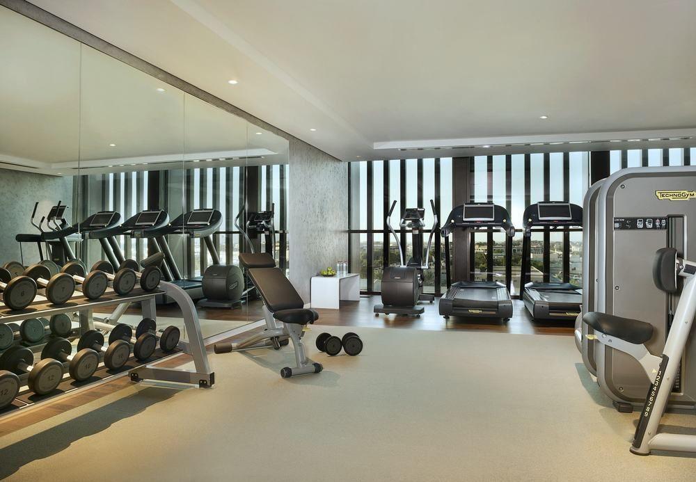 ลา วีลล์ โฮเทล แอนด์ สวีท ซิตี้วอล์ก ดูไบ ออโตกราฟ คอลเลกชัน Hotel ภายนอก รูปภาพ The gym at the hotel